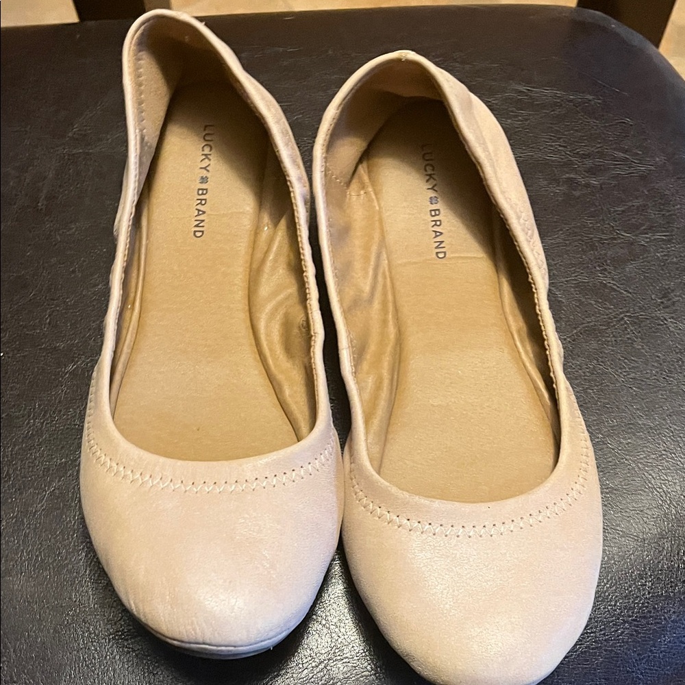 Lucky Brand Women's Beige Ballet Flats